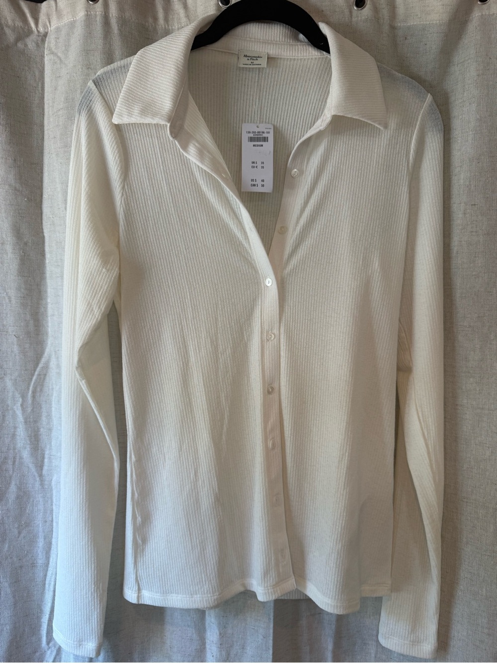 Abercrombie & Fitch Off-White Ribbed Button-Up Top